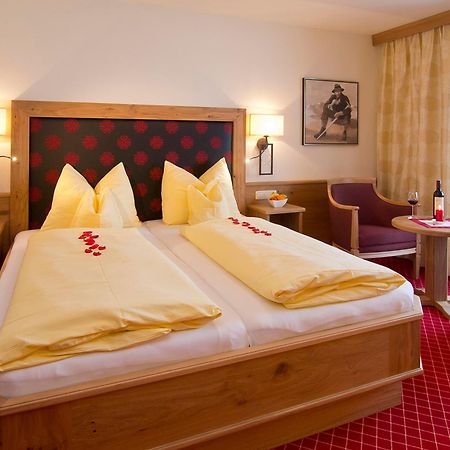 Hotel Garni Bavaria Елмау Екстериор снимка
