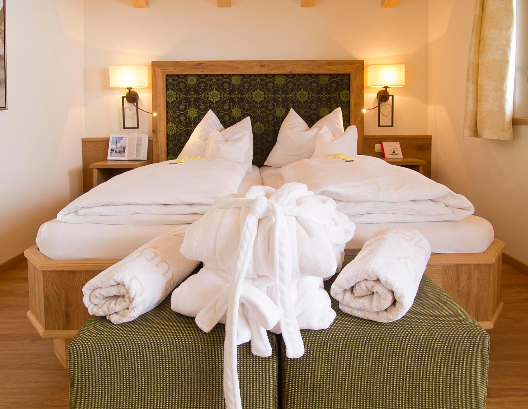 Hotel Garni Bavaria Елмау Екстериор снимка