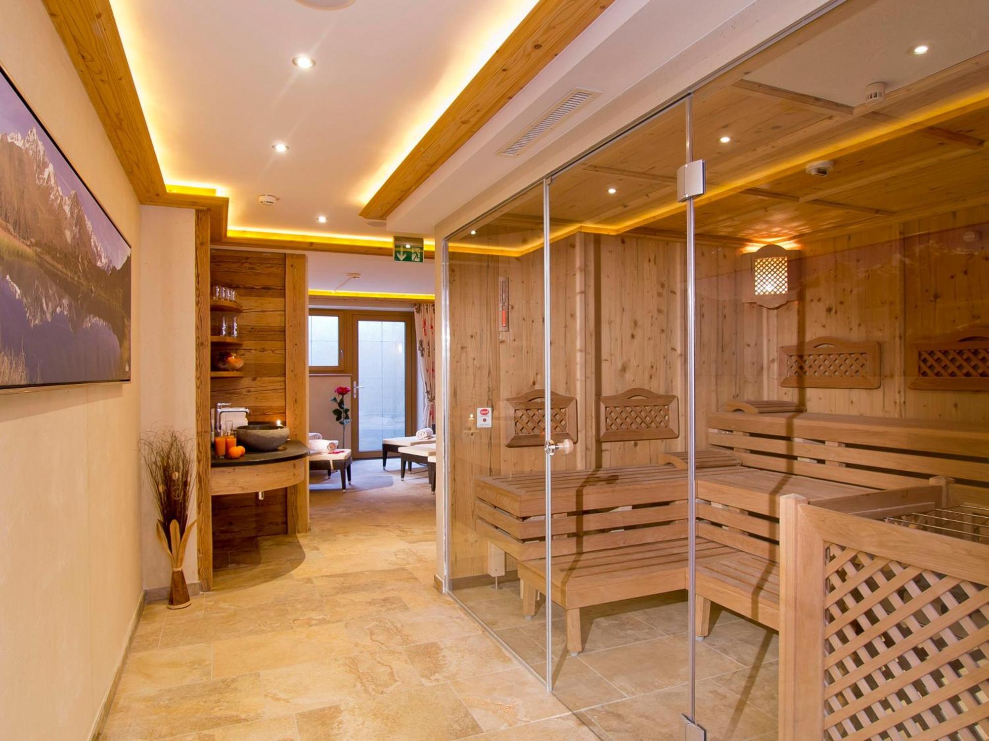 Hotel Garni Bavaria Елмау Екстериор снимка