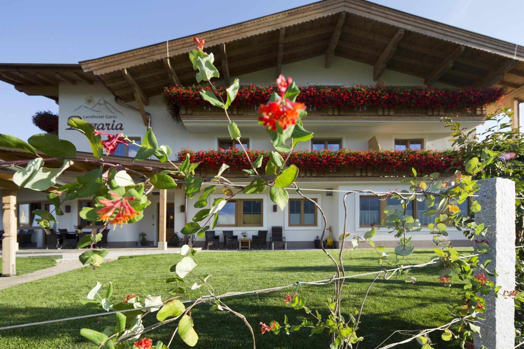Hotel Garni Bavaria Елмау Екстериор снимка